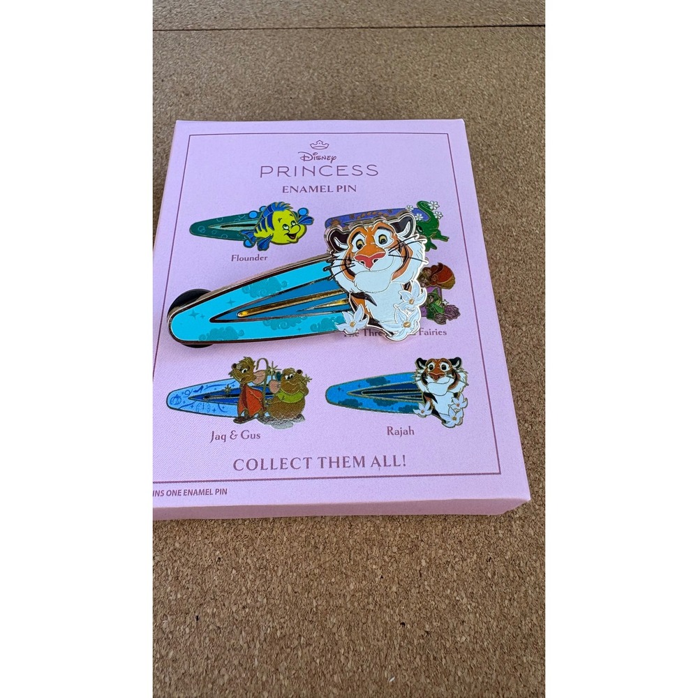 Disney Princess Sidekick Hair Clips Blind Box Pin- Rajah